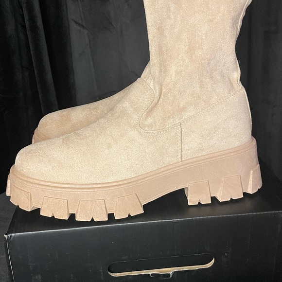 Fashion Nova Ankle Boots size 11 - Picture 12 of 14